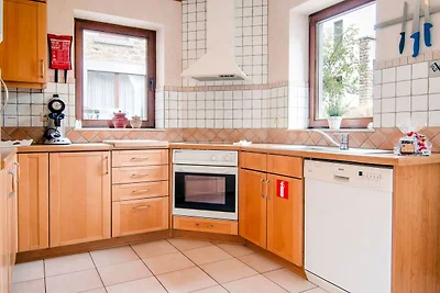 Ferienhaus in Jalhay f�r neun Personen