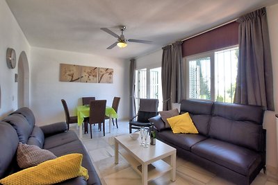 Heimeliges Ferienhaus in Benalmádena mit priv...