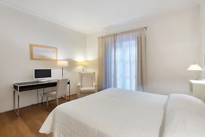 Modernes Ferienhaus in Rignano mit Pool