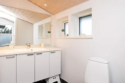Modernisiertes Kustenrefugium-By Traum