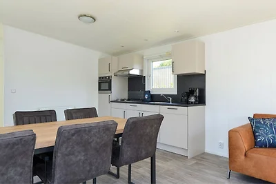 Chalet in Heinkenszand mit drei Zimmern