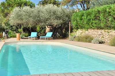 Villa in Var mit Schwimmbecken