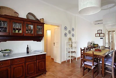 Moderna villa a Campanella-gianforma con pisc...