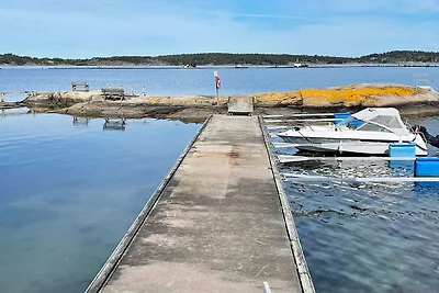 4 Sterne Ferienhaus in HJÄLTEBY-By Traum