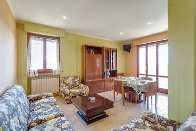 Elegante Wohnung mit Swimmingpool und Fitness...