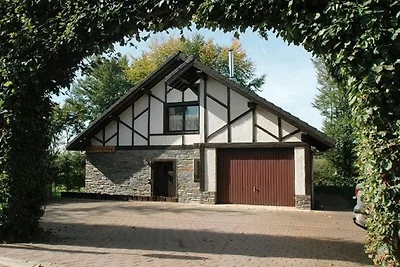 Ferienhaus in Xhoffraix mit Terrasse