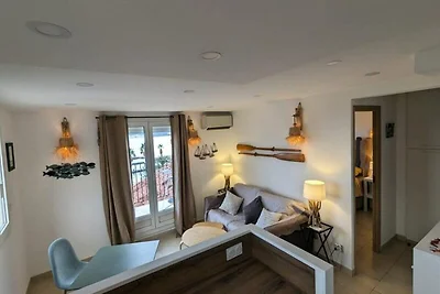 Wohnung in Lavandou mit Meerblick-Terrasse