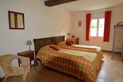 Piacevole casa vacanze con giardino