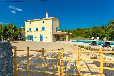 Villa a Malinska con piscina privata
