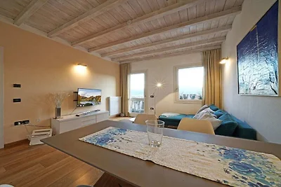 Vakantieappartement in Salò met zwembad