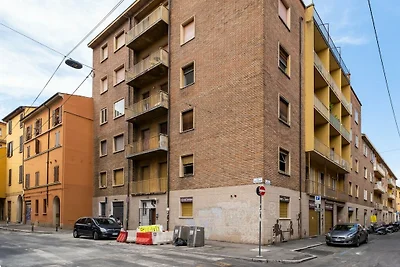 Apartment in Bologna with Balcony