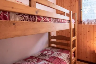 4 camere per 9 persone