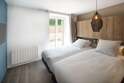 Apartment in Landéda with Beachfront Views