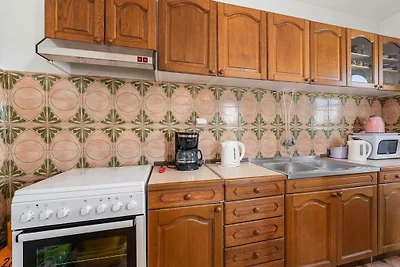 Wohnung in Šibenik-Brodarica mit Balkon