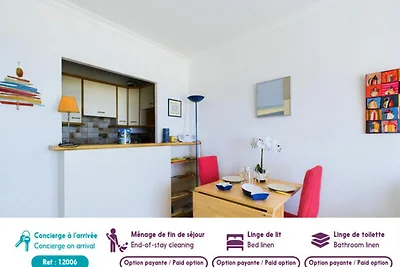 Apartment in Les Sables mit Meerblick