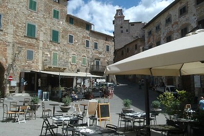 Stone Farmhouse in Gambassi Terme-Fi with Swi...