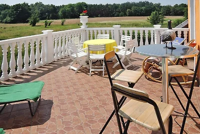 Casa vacanze per 10 persone a Nowe Warpno