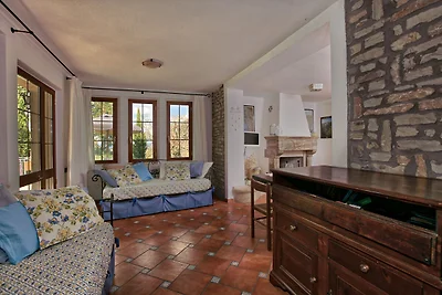 Ferienhaus in Sassetta mit Terrasse