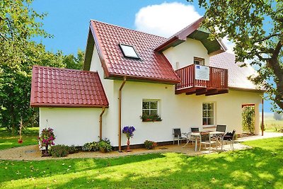 Komfortables Ferienhaus mit Garten, Noskowo