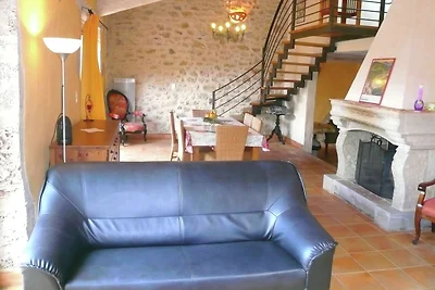 Stilvolle Villa mit Schwimmbad