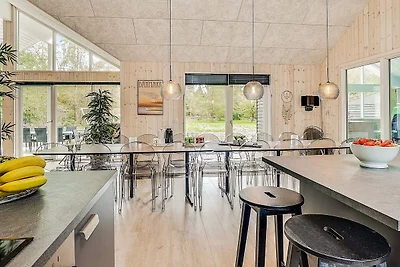20 Personen Ferienhaus in Frederiksværk