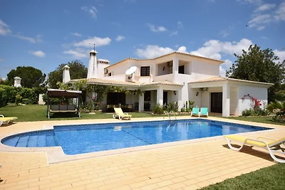 Villa di lusso a Ferreiras con piscina...