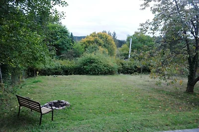 Angenehmes Chalet in Viroinval mit Terrasse