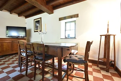Schönes authentisches Ferienhaus mit Pool