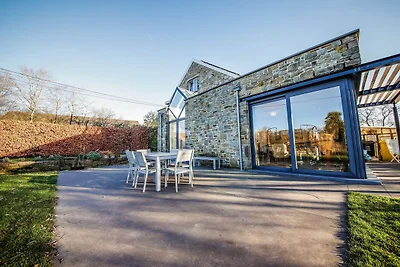 Stenen huis in Modave met tuin en speelplek
