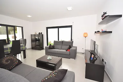 Modernes Ferienhaus mit privatem Pool