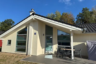 Ferienhaus im skandinavischen Stil mit Sauna ...