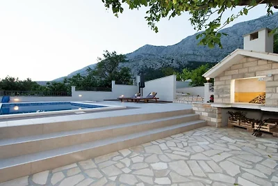 Villa Silencio mit Pool