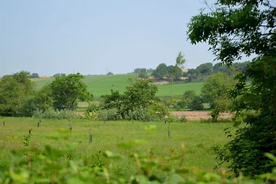 Gîte rurale circondato da alberi da frutto