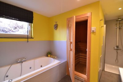 Spaziosa casa vacanze con sauna a Malmedy