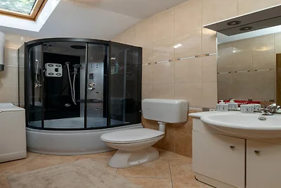 Apartment L&L - Two-Bedroom Apartment with...