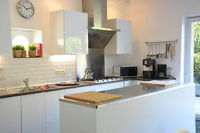 Prachtig vakantiehuis in Denee met terras