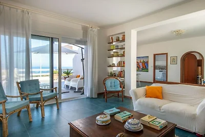 Seaview Villa In Mongerbino
