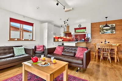 Cottage nel Devon con piscina condivisa