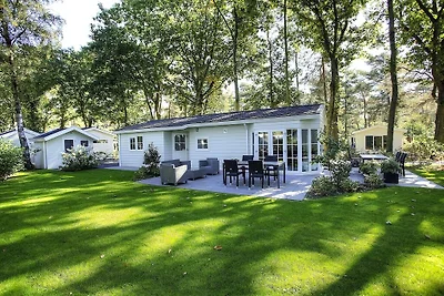 Chalet mit Geschirrspüler in einem Ferienpark