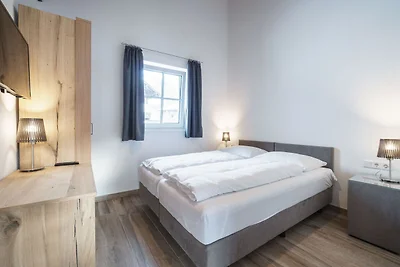 Sonniges Ferienhaus mit Sauna in Piesendorf