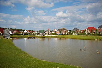 Villa mit Sauna, Whirlpool und Dampfbrause