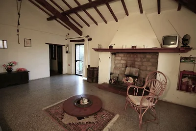 Cottage rustico a Magione con giardino