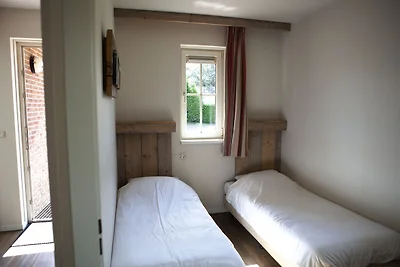 Komfortabler Bungalow in der Nähe der Veluwe
