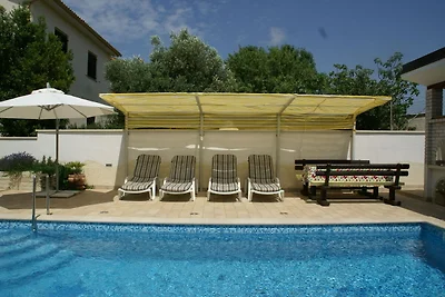 Gemütliches Appartement in Vinkuran mit Stran...