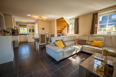 6-osobowy bungalow z widokiem na wodę