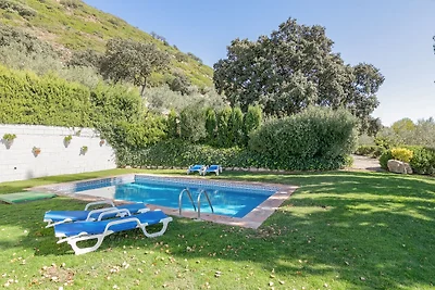 Schönes Ferienhaus mit privatem Pool