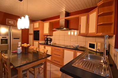 Schönes Ferienhaus mit privatem Swimmingpool