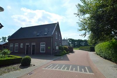 Luxuswohnung in Posterholt mit Terrasse