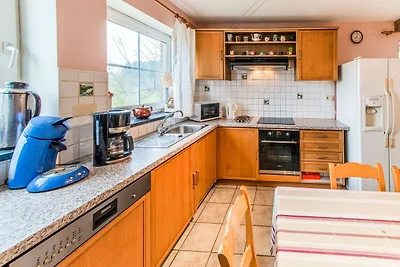 Schöner Bauernhof in Brisy mit Sauna