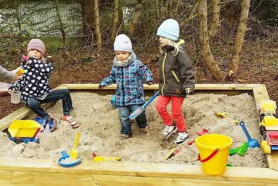 10 persone case ad Væggerløse-By Traum